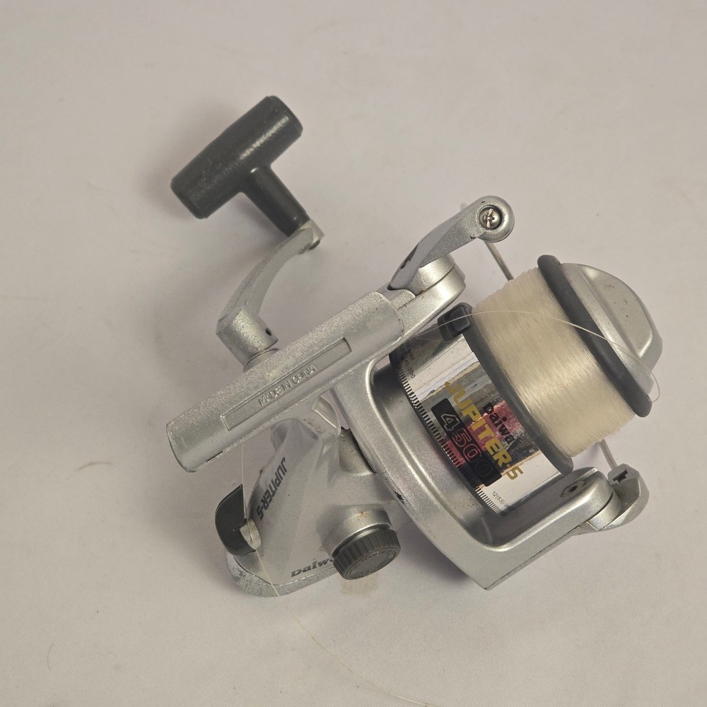 Daiwa Jupiter-S 4500 Spinning Fishing Reel Silver Lifetime Bail 1 Ball Bearing